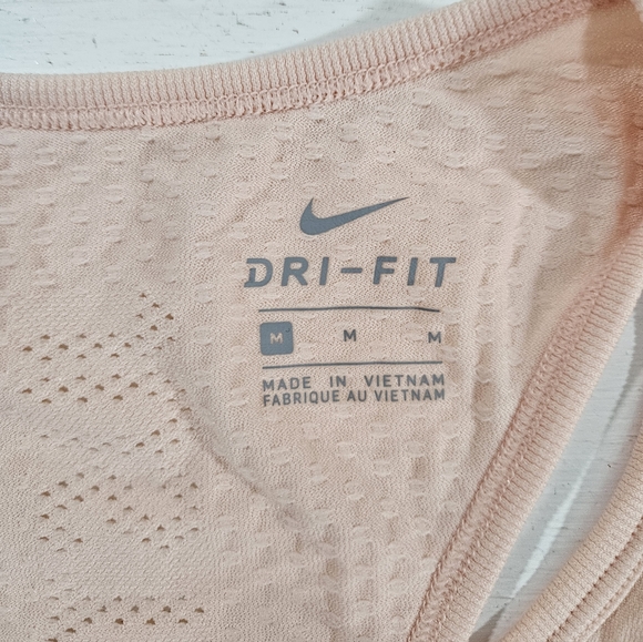 Nike Dri-fit pink tank top womens size medium - Picture 7 of 8